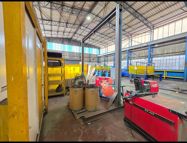 1,000M² FACTORY TO LET IN BOKSBURG EAST